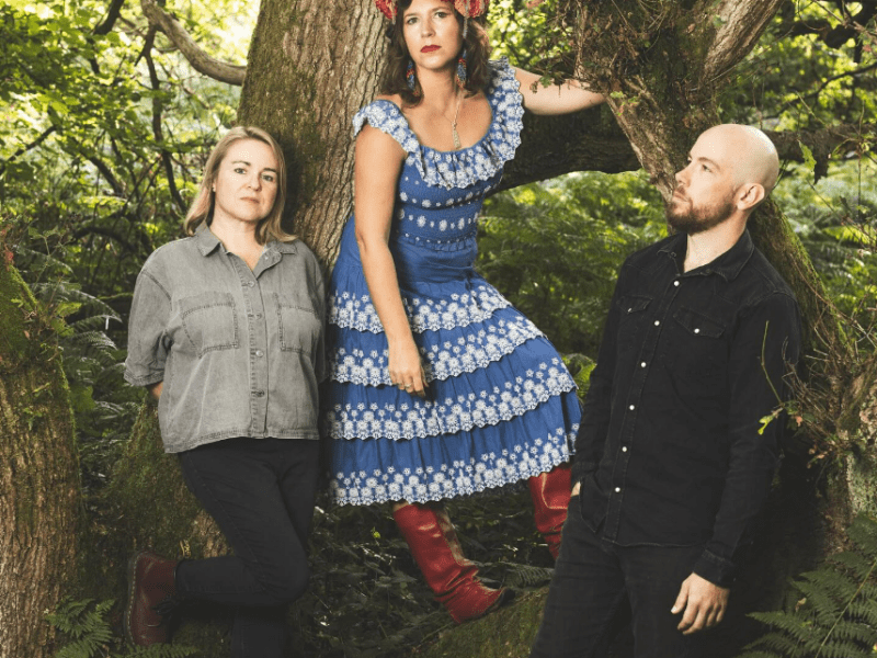 Emma Hunter Drops ‘Snake’ and Every David Lynch Fan Feels a Disturbance in Their&nbsp;Playlist